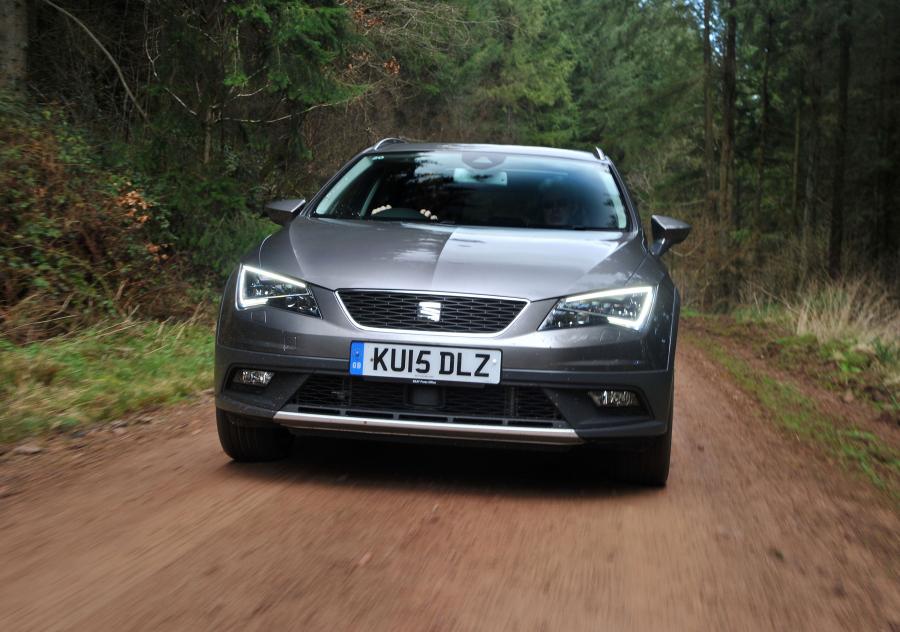  Seat Leon X-Perience 4Drive 2015 года  (UK) (фото 24 из 30)